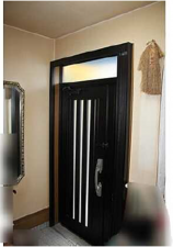 広島市南区向洋大原町、中古一戸建ての玄関画像です