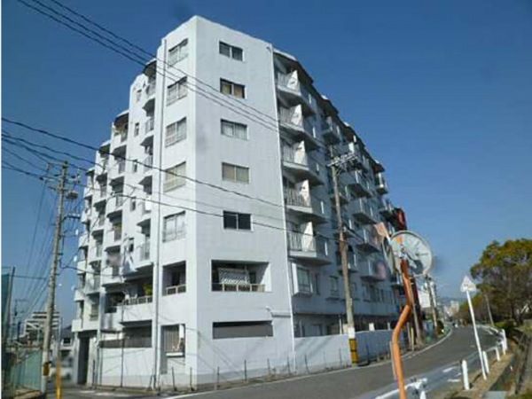 広島市中区吉島東、マンションの外観画像です