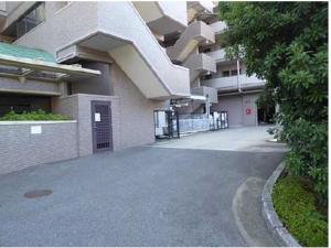 広島市東区上温品、マンションの画像です