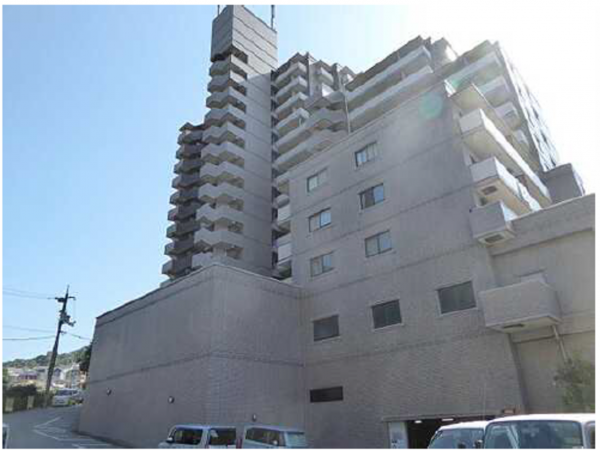 広島市東区上温品、マンションの外観画像です