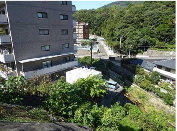 広島市東区上温品、マンションの画像です