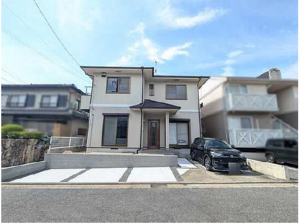 広島市南区向洋新町、中古一戸建ての外観画像です