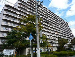 広島市南区宇品御幸、マンションの外観画像です