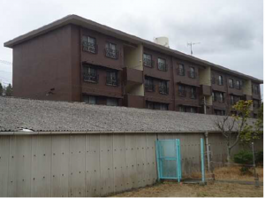 呉市焼山東、マンションの外観画像です