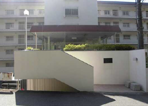 広島市西区己斐東、マンションの画像です