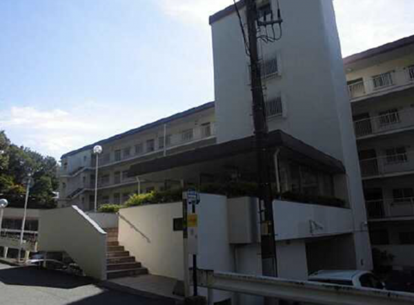 広島市西区己斐東、マンションの外観画像です