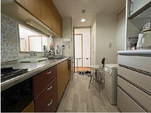 広島市東区牛田早稲田、マンションのキッチン画像です