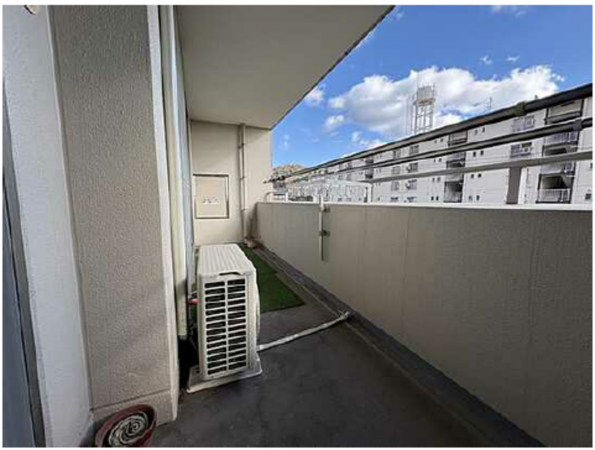 広島市東区牛田早稲田、マンションのバルコニー画像です