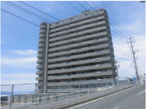 広島市西区井口台、マンションの外観画像です