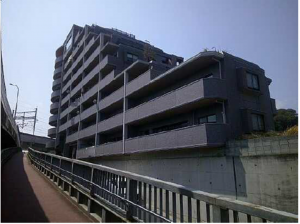 広島市西区竜王町、マンションの外観画像です