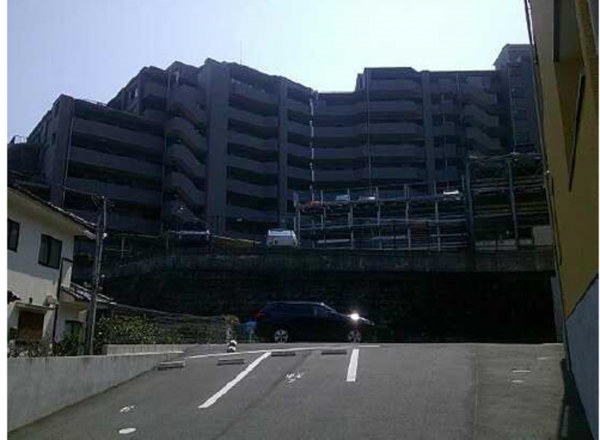 広島市西区竜王町、マンションの外観画像です