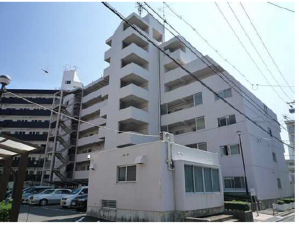 広島市南区上東雲町、マンションの外観画像です