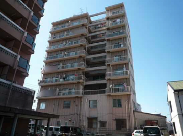 広島市南区東雲、マンションの外観画像です