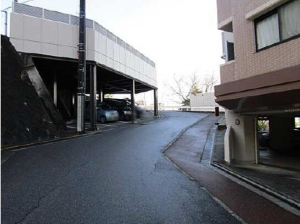 広島市東区牛田早稲田、マンションの画像です