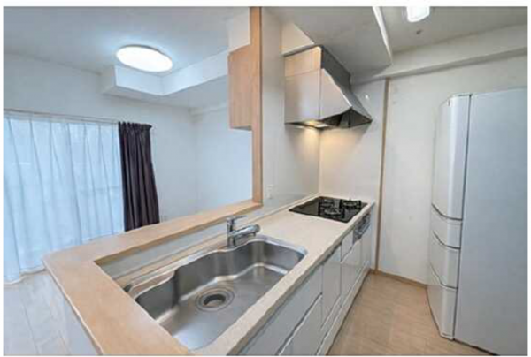 広島市西区大芝、マンションのキッチン画像です