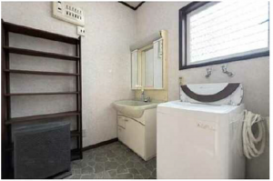 広島市西区南観音、中古一戸建ての洗面画像です