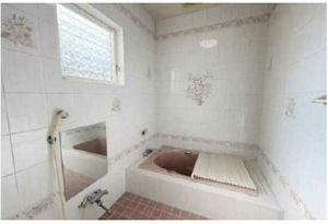 広島市西区南観音、中古一戸建ての風呂画像です