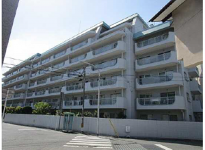 広島市東区牛田早稲田、マンションの外観画像です