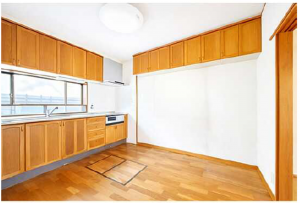 広島市東区戸坂千足、中古一戸建てのキッチン画像です