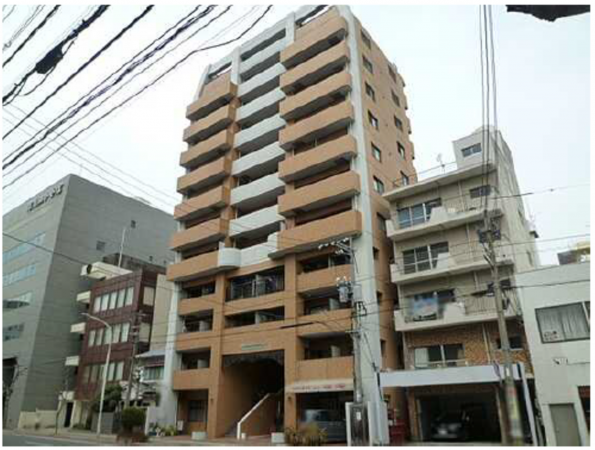 広島市中区宝町、マンションの外観画像です