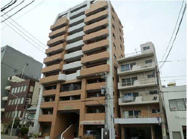 広島市中区宝町、マンションの外観画像です