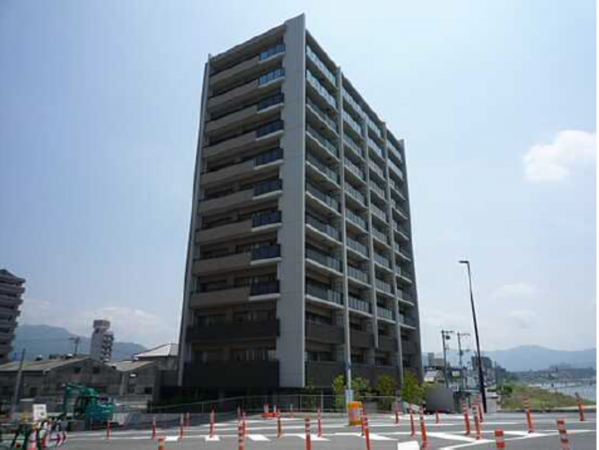 広島市南区大州、マンションの外観画像です