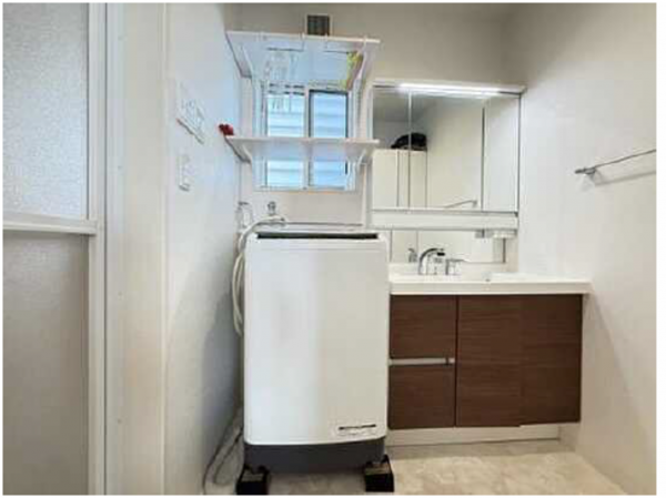 広島市西区田方、中古一戸建ての洗面画像です