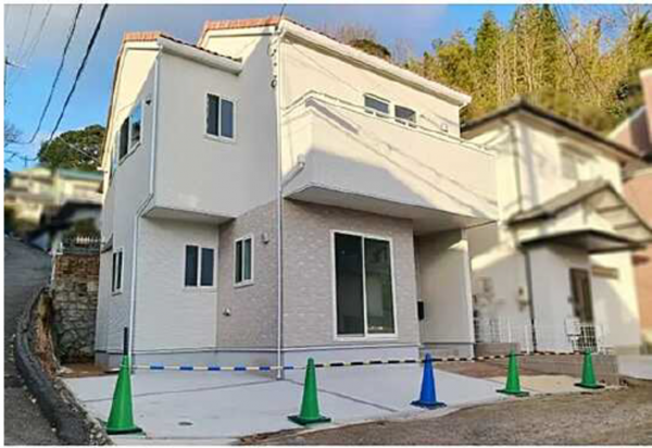 広島市東区上温品、新築一戸建ての外観画像です