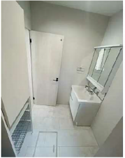 広島市東区上温品、新築一戸建ての洗面画像です