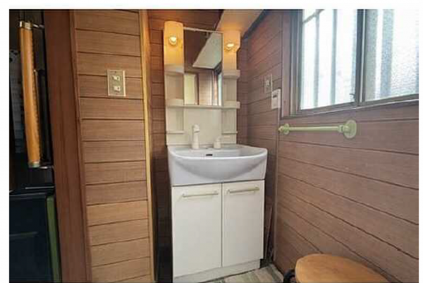 広島市西区古江西町、中古一戸建ての洗面画像です