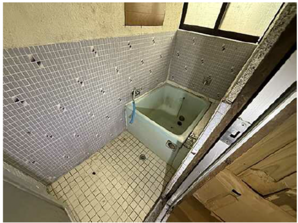 広島市西区観音新町、中古一戸建ての風呂画像です