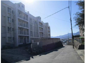 広島市西区井口鈴が台、マンションの外観画像です