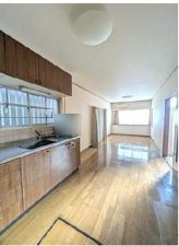 広島市南区向洋新町、中古一戸建てのキッチン画像です