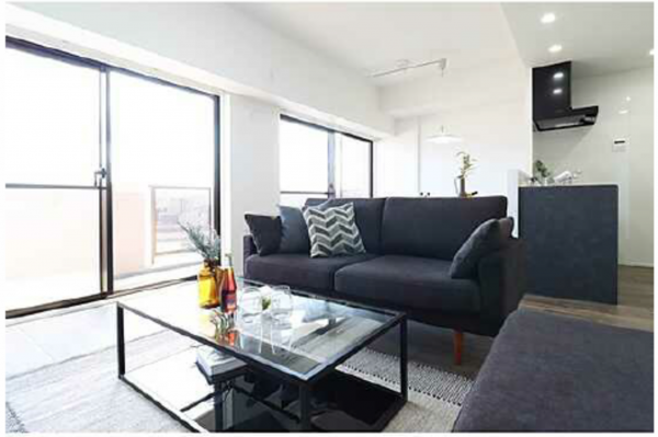 広島市西区三滝本町、マンションの居間画像です