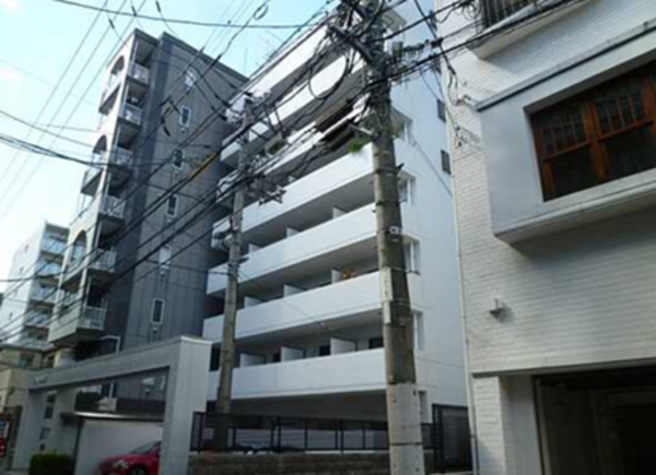 広島市中区堺町、マンションの外観画像です