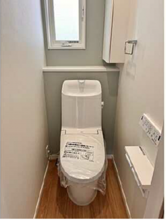 広島市西区井口鈴が台、新築一戸建てのトイレ画像です