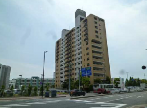 広島市中区千田町、マンションの外観画像です