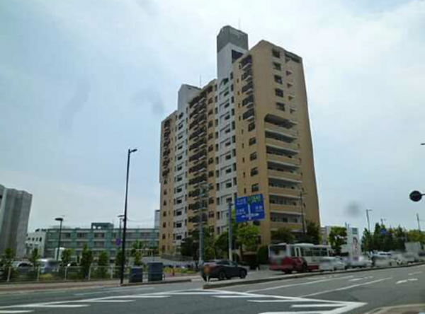 広島市中区千田町、マンションの外観画像です