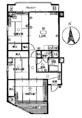 広島市東区光町、マンションの間取り画像です