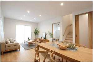 広島市西区新庄町、中古一戸建ての居間画像です