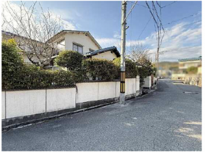 広島市東区上温品、中古一戸建ての外観画像です