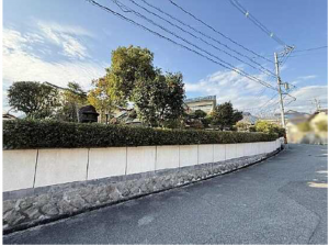 広島市東区上温品、中古一戸建ての外観画像です