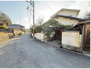 広島市東区上温品、中古一戸建ての外観画像です