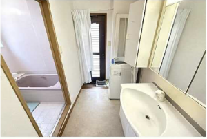 広島市東区馬木、中古一戸建ての洗面画像です