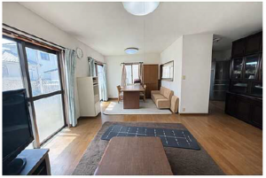 広島市東区馬木、中古一戸建ての居間画像です