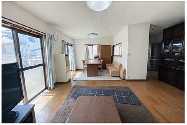 広島市東区馬木、中古一戸建ての居間画像です