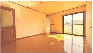 広島市西区高須、中古一戸建ての居間画像です