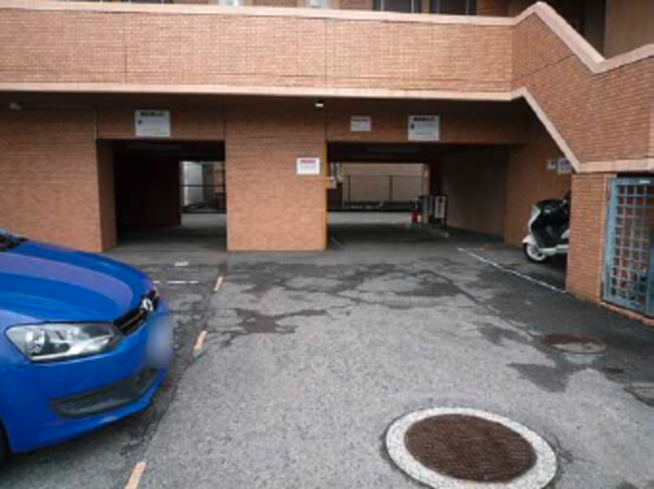 広島市南区西霞町、マンションの画像です