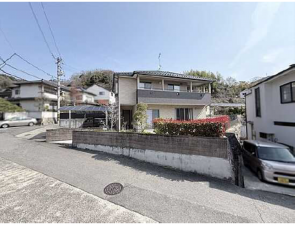 広島市東区上温品、中古一戸建ての外観画像です