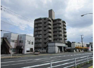 広島市東区戸坂千足、マンションの外観画像です